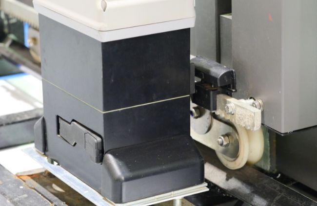 Electric gate motor installed by Auto Gate Guys Brisbane – professional motorised gate solution for Brisbane properties Electric gate motor installed by Auto Gate Guys Brisbane – professional motorised gate solution for Brisbane properties