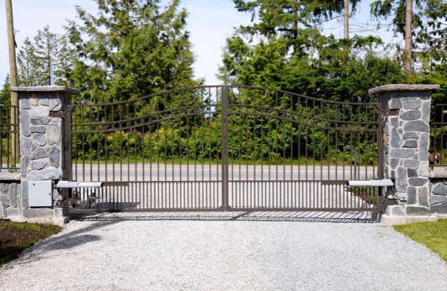 Motorised swing gates installed by Auto Gate Guys Brisbane offering secure and elegant driveway access.
